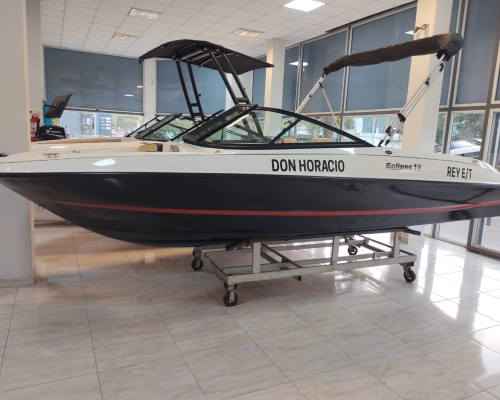 Eclipse 18 con Honda 115hp 